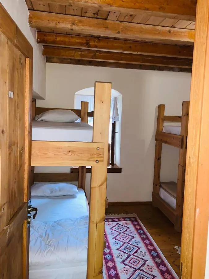 Guest House And Hostel Val-Mar Gjirokastër