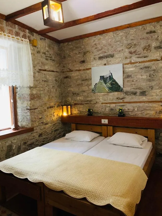 Guest House And Hostel Val-Mar Gjirokastër