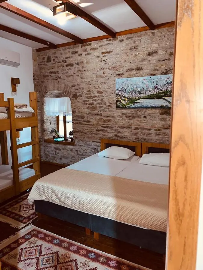 Guest House And Hostel Val-Mar Gjirokaster