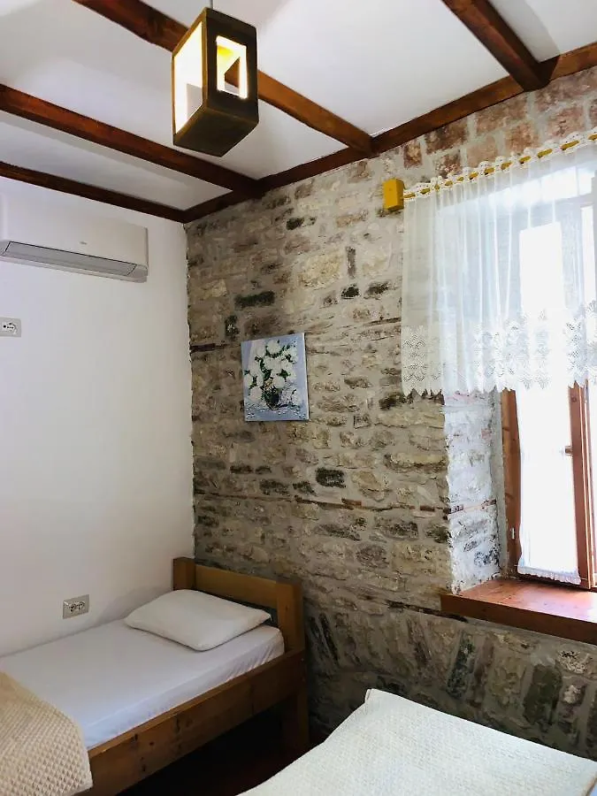 Guest House And Hostel Val-Mar Gjirokaster